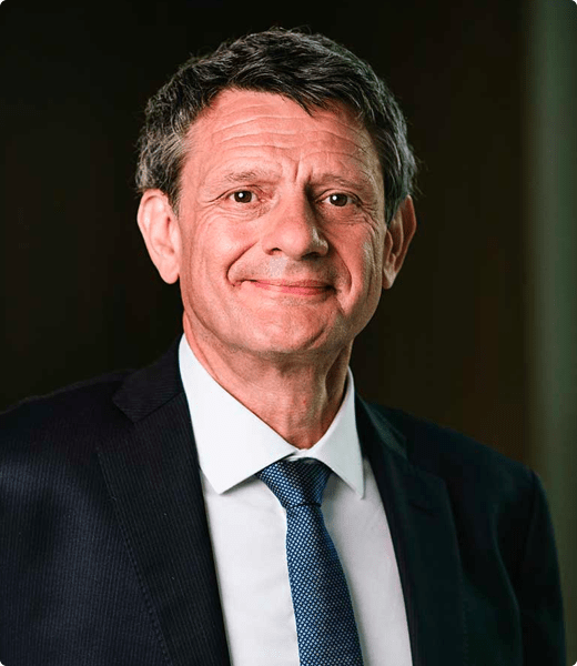 Portrait de Pierre Venesque, Vice-Président Exécutif Industrie